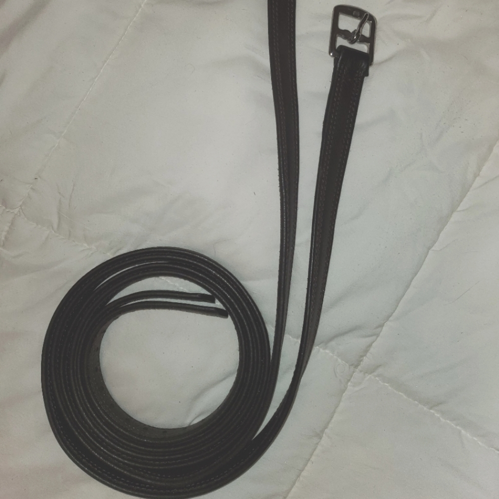 Stirrup leathers